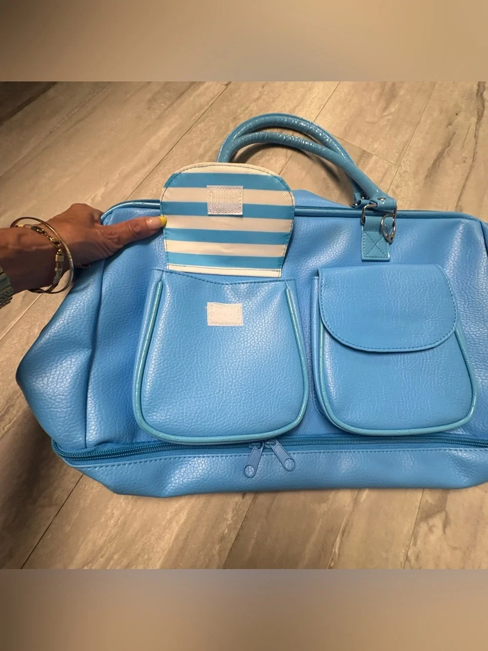 Sky Blue Vegan Leather Multi Pocket Weekender Duffel Tote Bag Bottom Zip. New